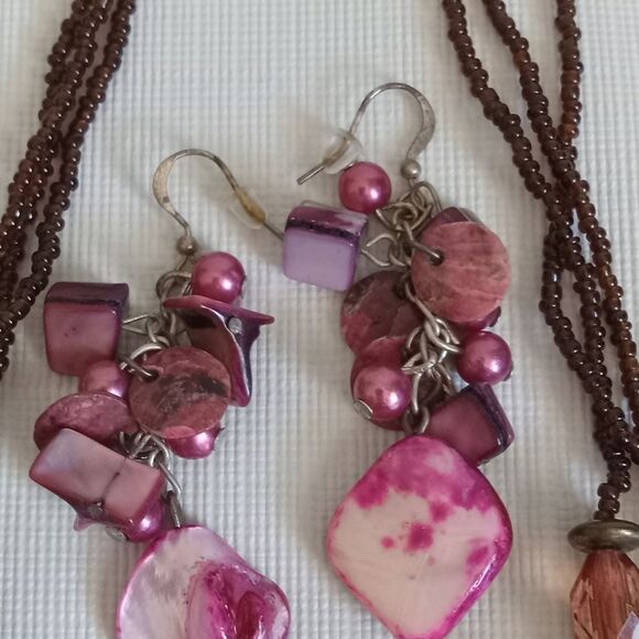 Pink & Brown Colorful Beaded Triple Strand Statement Necklace & Dangle Earrings - Picture 7 of 11